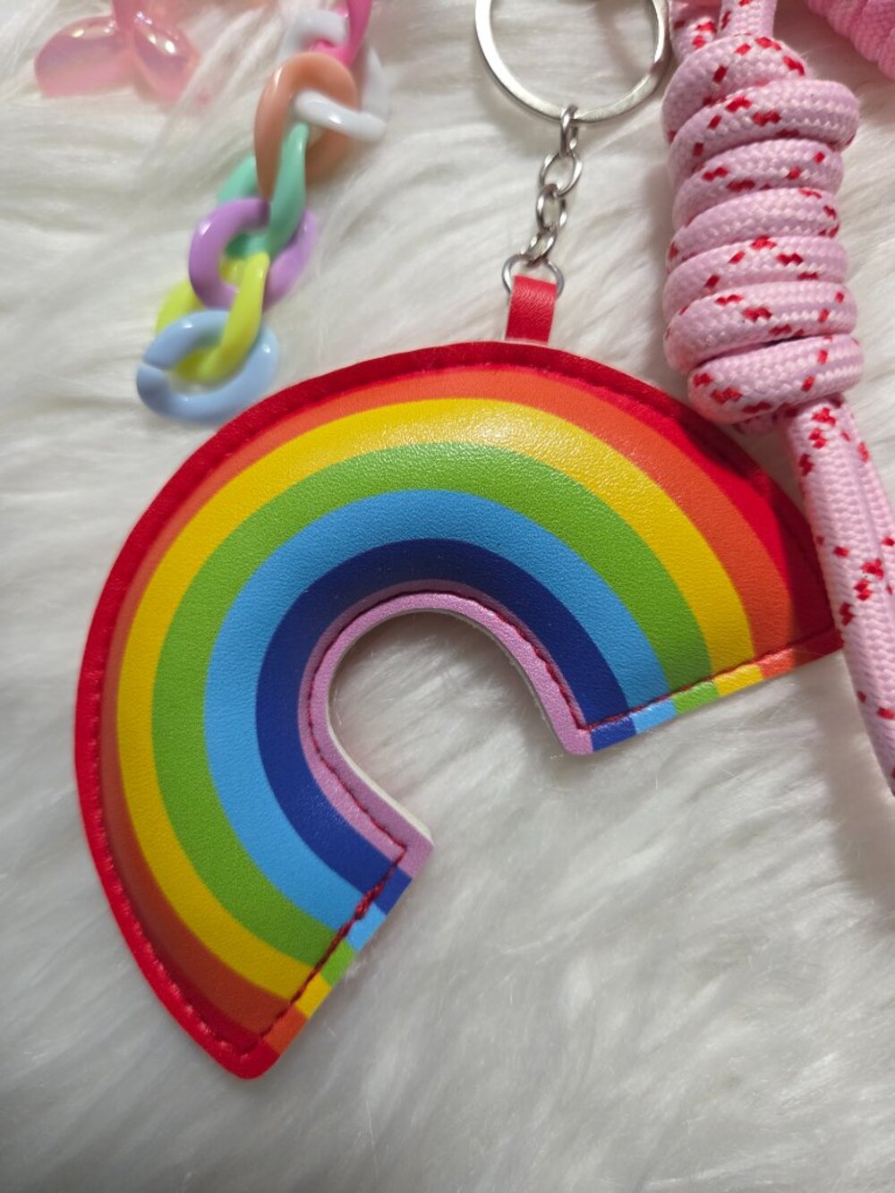 Rainbow Design Keychain - Picture 4 of 6